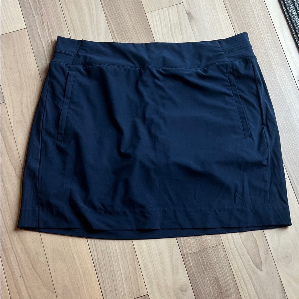 Athleta Brooklyn 16” skort navy ( size 14)
